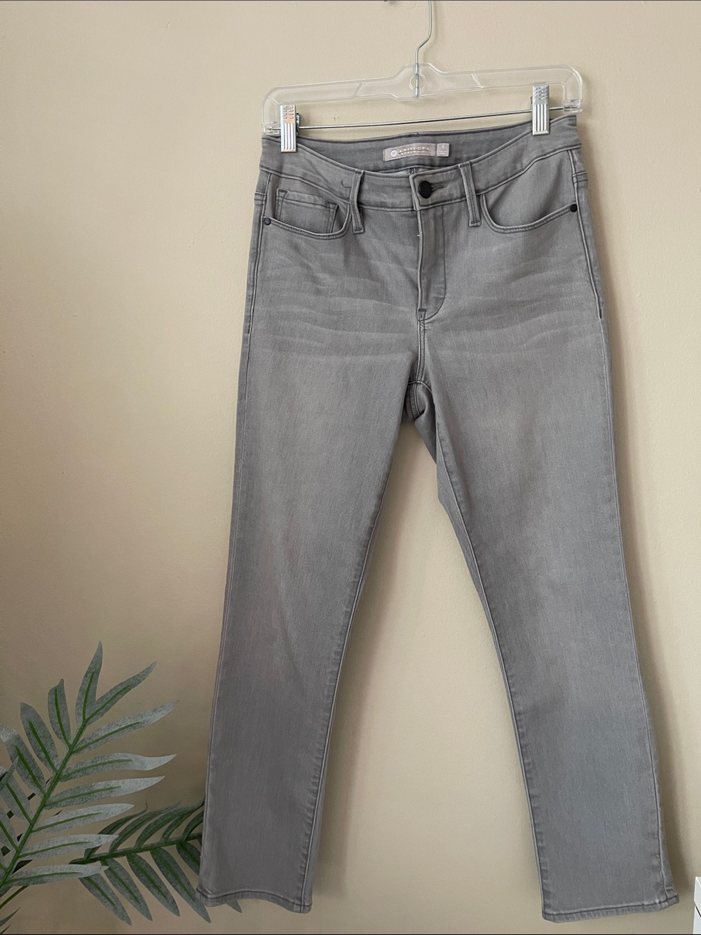 Athleta Lt Gray Cropped Jeans Size 6